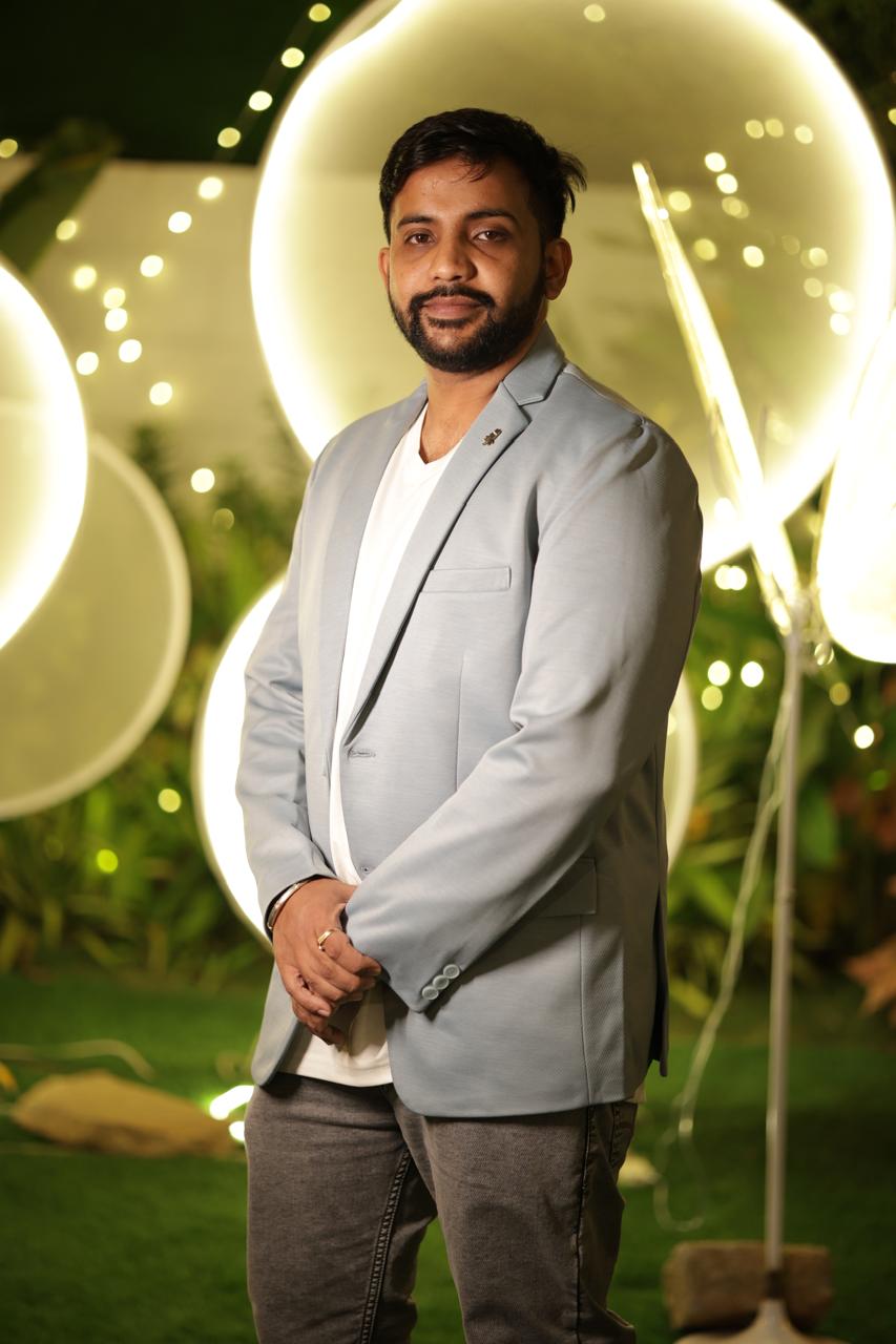 Vinay, Founder of Vtricks Technologies